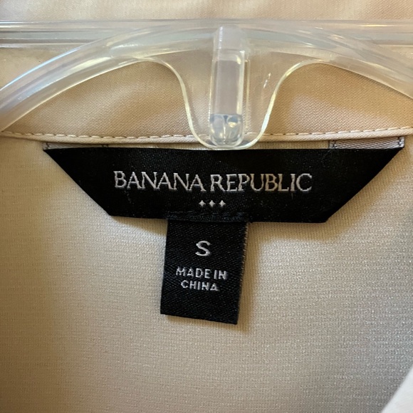 Silky long sleeve blouse, Banana Republic - Picture 5 of 7